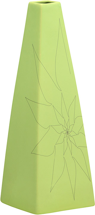 Name:Beatrice Triangular Vase L Green, Item id:5910_10295 (Medium Image)