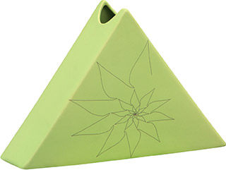 Name:Bridget Triangular Vase L Green, Item id:5910_10303 (Medium Image)