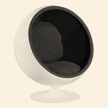 MIB Chair Black Thumbnail Image