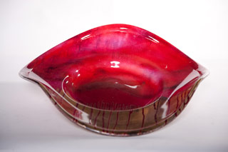 Name:Scarlet Drip Curved Charger, Item id:6310_M1-A-1035 (Medium Image)