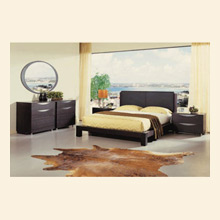 Linda Contemporary Platform Bedroom Set Thumbnail Image