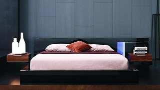 Name:Alaska Night Modern Black Lacquer Bed, Item id:9310_metro (Medium Image)
