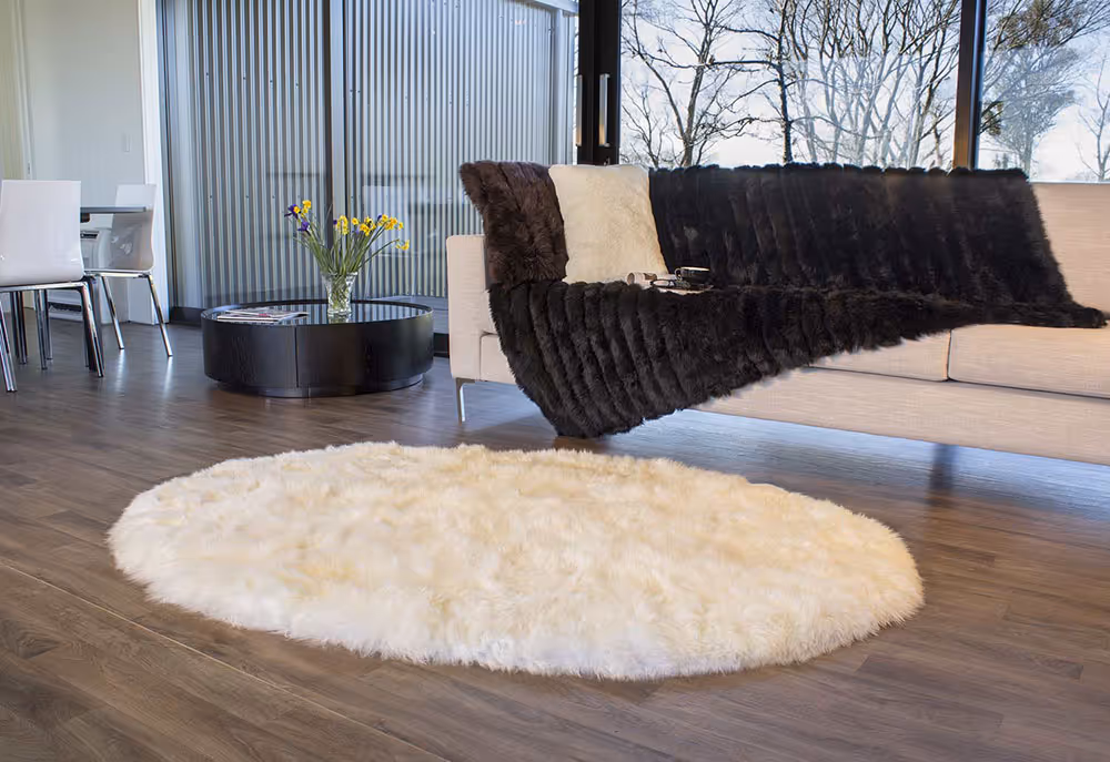 Bowron White Sheepskin Oddly Shaped Rug 4