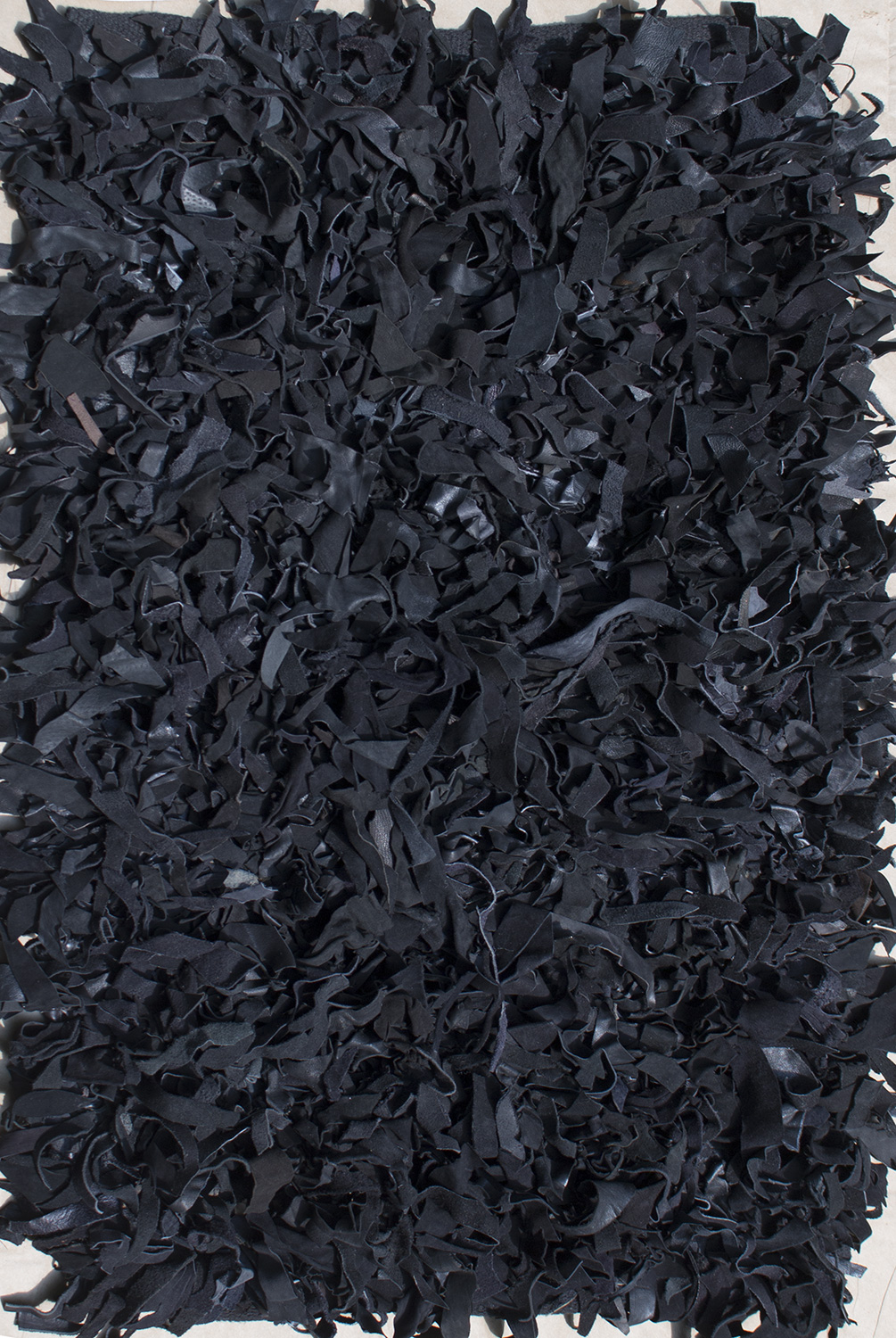 Deluxe Leather Shag Black 2' x 3' Rug | Gray and Black Shag Rug