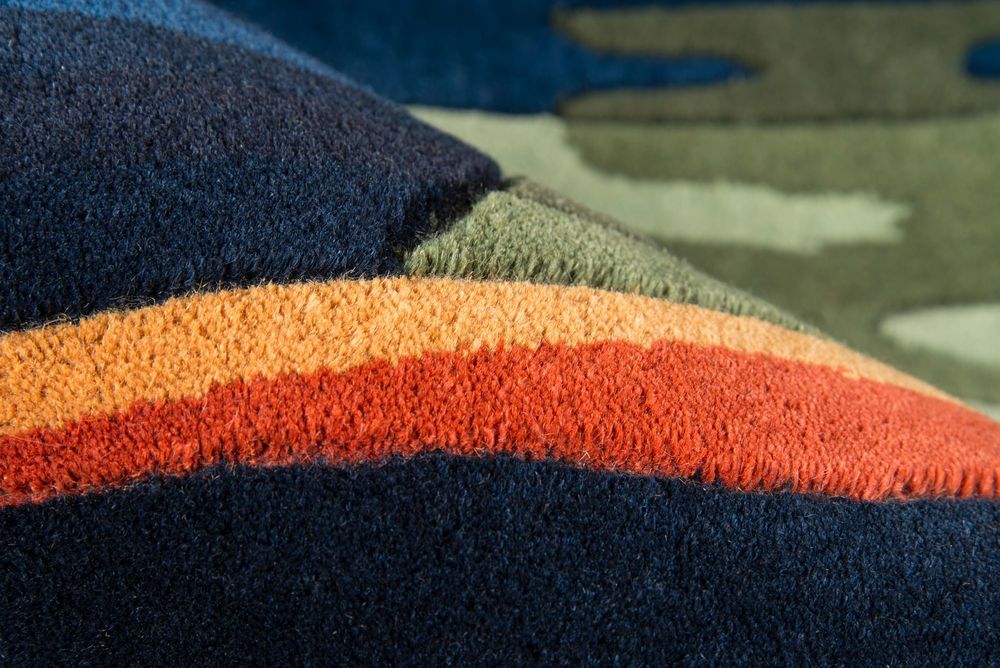 Momeni New Wave NW13 Navy Rug from the Textured Rugs collection at