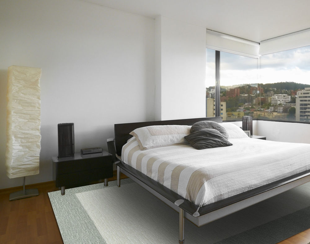 Modern Loom Sherpa 49003 Light Grey Rug from the Modern Border Rugs