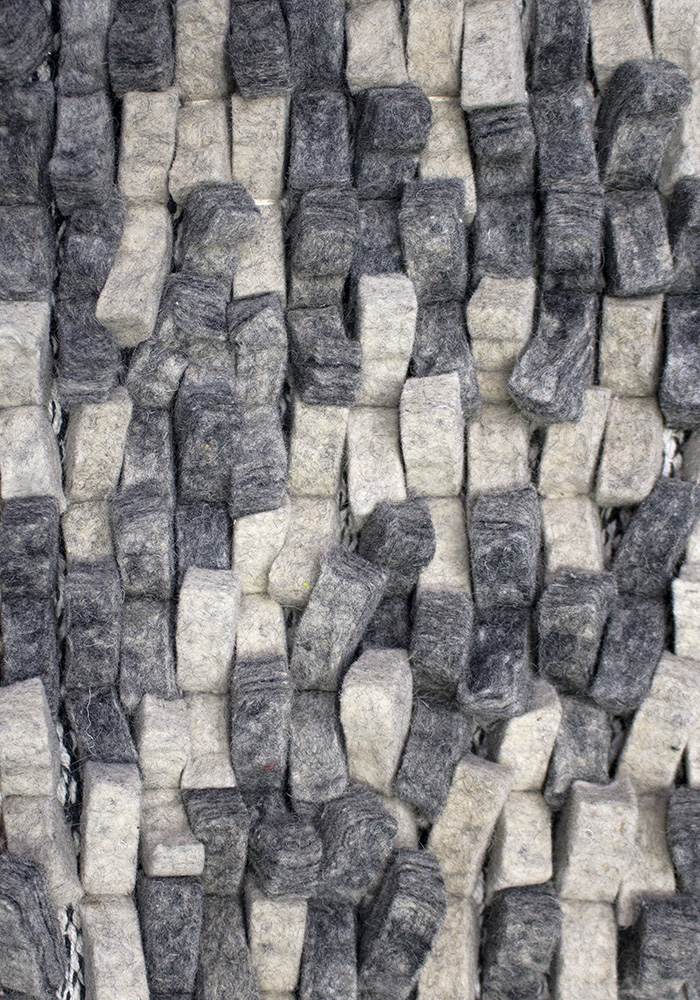 Cobblestone Coal / Silver Felt Shag Rug Product Image